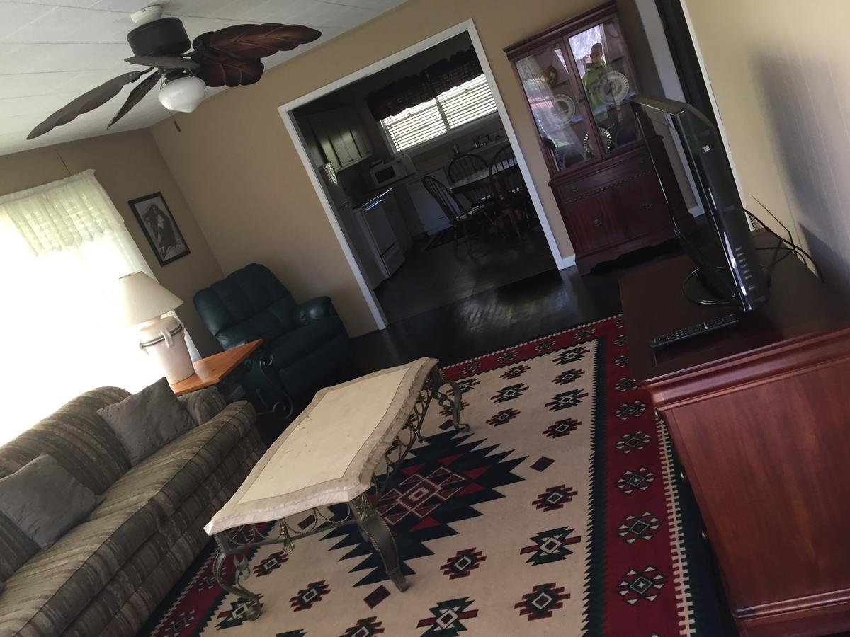 Phillips Historic & Motel 2*